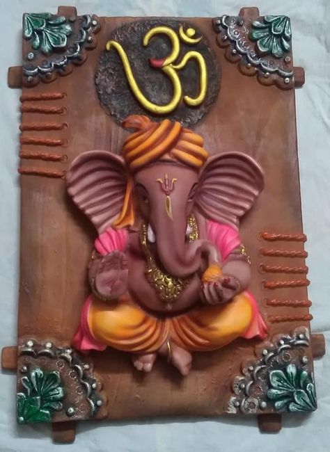 Clay Ganpati Wall Hanging, Ganpati Idol, Painted Mirror Art, Vinyl Art Paint, Clay Painting, Mural Art Design, Ganesh Art Paintings, Kerala Mural Painting, Cement Art