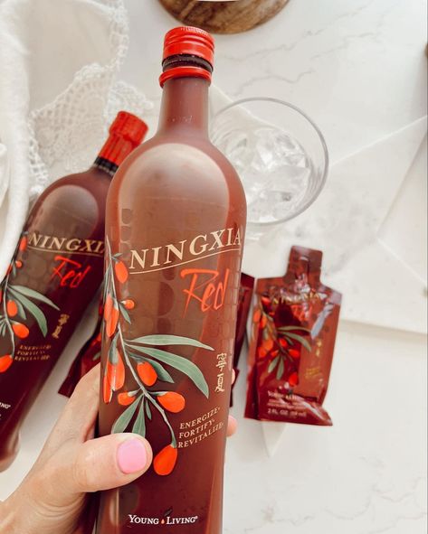 Ningxia Red, Living Essentials, Young Living Essential Oils Recipes, Plant Therapy, Young Living, Young Living Essential Oils, Essential Oil Recipes, Oil Recipes, Rosé Wine Bottle