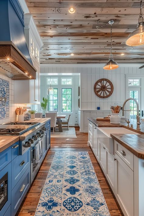 New England Kitchen Design, French Style Kitchen Ideas, Cape Cod House Interior Ideas, New England Style Kitchen, French Chateau Kitchen, Industrial Loft Kitchen, Loft Kitchens, Cape Cod Kitchen, New England Kitchen