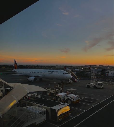 Philippine Airlines: Sunset at NAIA Naia Airport Philippines, Philippine Airlines, Airport Aesthetic, I Am Rich, 2024 Vision, Night Aesthetic, Airlines, Philippines, Vision Board