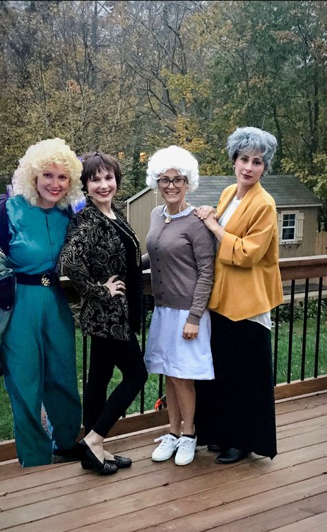 Golden Girls costume Golden Girls Costume Ideas, Golden Girls Party Outfit, Golden Girls Outfit Ideas, Golden Girls Halloween Costume, Golden Girls Costume, Old People Costume, Dorothy Golden Girls, Golden Girls Costumes, Sophia Golden Girls