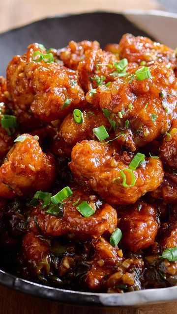 Indian Wedding Food, Gobi Manchurian, Szechuan Chicken, Indo Chinese Recipes, Manchurian Recipe, Cheesy Chicken Broccoli, Broiled Chicken, Recipetin Eats, Food Lab