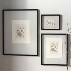 Wall Galleries, Glam Christmas Decor, A Frame Cabins, Wood Gallery Frames, Picture Frame Gallery, Floating Frames, Glam Christmas, Gallery Frames, Frame Ideas