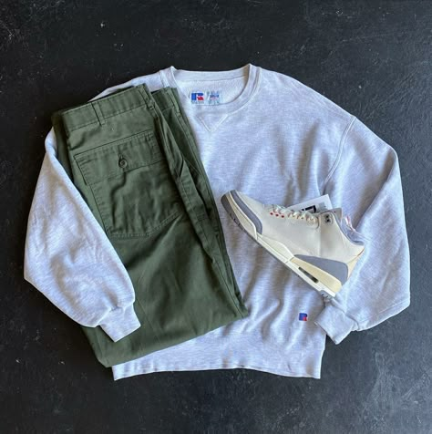 Green Summer Outfit Men, Jordan 3 Outfits, Jordan 3 Outfit Men, Jordan 3 Outfit, Big Boys Fashion, Street Wear Vintage, Crew Neck Outfit, Guys Fashion Swag, Pikachu Hoodie