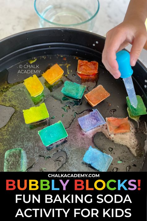 Bubbly blocks - baking soda vinegar kitchen science activity for kids Kitchen Science For Kids, Baking Soda Activities For Kids, Baking Soda Science For Kids, Frozen Baking Soda And Vinegar, Baking Soda Experiments For Kids, Baking Soda And Vinegar Experiment Kids, Kitchen Activities For Kids, Science Toddlers, Science Activity For Toddlers