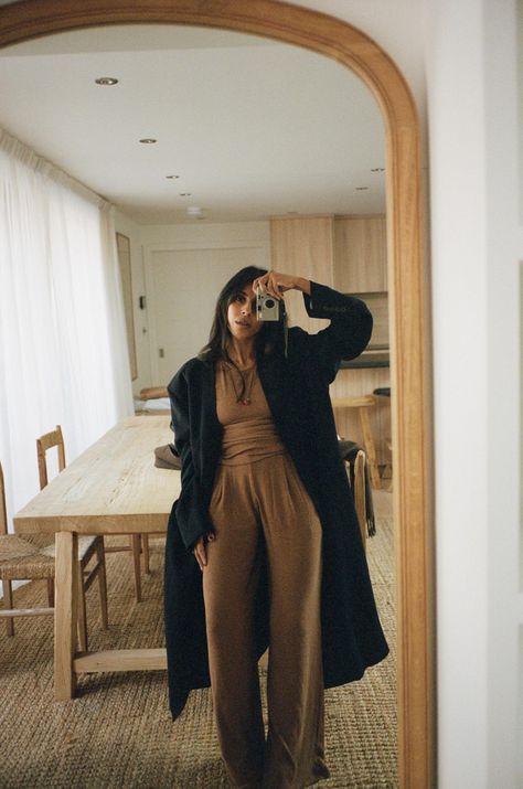 THE PERFECT BASE - Monikh Monikh Dale, Fashion 23, Assistant Principal, Simple Wardrobe, Winter Fit, Fall Capsule Wardrobe, Design Clothes, Chic Me, Fashion Design Clothes