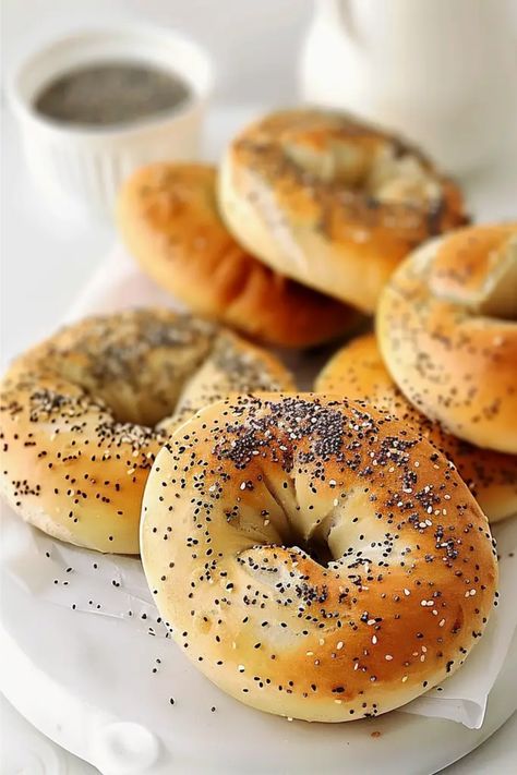 Easy No-Rise Gluten-Free Bagels No Yeast Bagels, Vegan Bagel Recipe, Healthy Bagels, Bagel Recipe Easy, Vegan Bagel, Gluten Free Bagels, Going Gluten Free, Homemade Bagels, Bagel Recipe