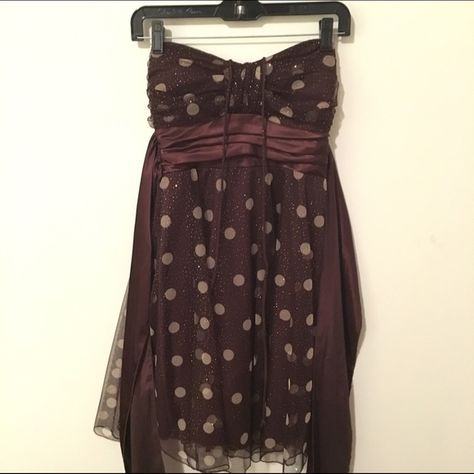 Brown and gold polka dot formal dress Polka dot formal dress, strapless, only worn once! Dresses Strapless Dot Skirt Outfit, City Triangles Dress, Polka Dots Outfit, Polka Dress, Polyester Dress, Looks Style, Dresses Strapless, Dot Dress, Polka Dot Dress