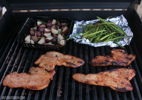 Turkey Cutlets Recipe, Asparagus On The Grill, Turkey Cutlet Recipes, Potatoes Asparagus, Marinated Turkey, Turkey Cutlets, Bbq Turkey, Asparagus Seasoning, Fresh Turkey