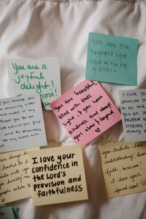 Encouraging Notes To Friends, Things To Write On Sticky Notes, Quotes To Write On Sticky Notes, Sticky Notes Quotes Aesthetic, Encouragement Notes Friends, Nice Notes For Friends, Notes Of Encouragement, Post It Notes Aesthetic, Encouraging Notes