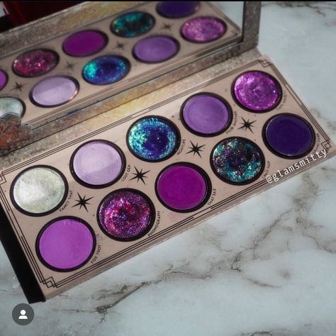 Smita Holden on Instagram: “🌈RECENT MONOCHROME PALETTES🌈 Some of my recent monochrome leaning palettes, let me know your fave down below! Hope you have a great…” Colorful Eye Makeup, Fancy Makeup, Have A Great Weekend, Makeup Goals, Makeup Designs, Makeup Eyeliner, Makeup Brands, Girls Makeup, Pretty Makeup