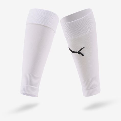 Complete your kit with the PUMA Goal 23 Sleeve Socks in White, the football socks sporting a PUMA Cat logo knitted to the front to complete your match day look with a subtle touch of brand style. Designed to be regular fitting for a comfortable, secure feel, the PUMA Goal 23 Sleeve Socks have ribbed cuffs and ankles that gently hold them in place for a secure feel as you move around the pitch.  They39re made with soft, stretchy fabric that feels great against your skin, resulting in a stylish an Puma Cat, Football Socks, Logo Knit, Cat Logo, Team Wear, Fashion Branding, Soccer, Socks, Football