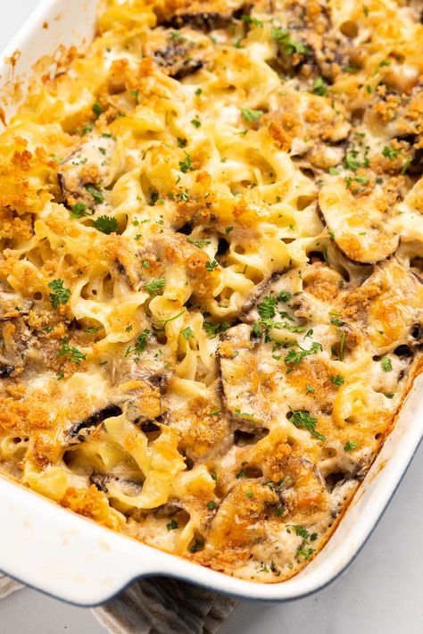 This family-friendly casserole makes use of leftover chicken to make a creamy mushroom casserole that you'll turn to again and again Chicken Mushroom Noodle Casserole, Gluten Free Pasta Casserole, Chicken And Mushroom Casserole, Chicken Mushroom Casserole, Mushroom Casserole, Chicken Penne, Chicken Noodle Casserole, Favorite Casseroles, Favorite Recipes Chicken