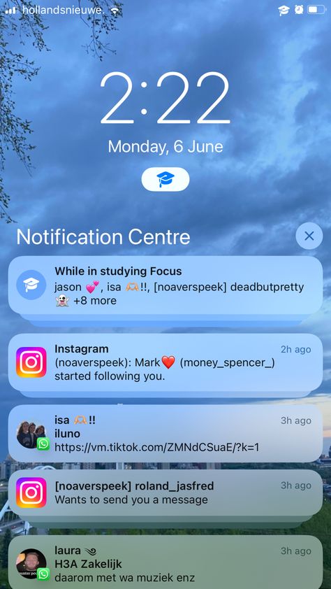 Lots Of Notifications Aesthetic, Message Organization Phone, Lots Of Notifications, Notifications Aesthetic, Phone Update, Undertale Wallpaper, Focus Mode, Cute Home Screens, Cute Instagram Captions