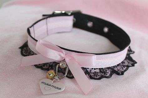 Pink and black lace collar Collars For Subs With Leash Pink, Cute Collars For Humans, Pastel Goth Fashion, Kawaii Jewelry, Pink Collars, Choker Collar, Lace Collar, Girly Jewelry, Pink And Black