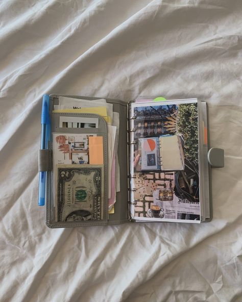 ✨Monday☕️🗒️🖊️🌊✨ #planners #planning #dailyplanner #plannerobssessed #plannerobsession #planning #plannercommunity #planneraddict #plannerlife #plannerlifestyle #filofaxsaffiano #filofax #plannerinspo #filofaxsaffianopersonal #personalsizeplanner #functionalplanning #dailyplanning #plannerlife #plannerinspiration #plannerlifestyle #ringsplanner #planner #dailyplanning #dailyplanners #plannerinspo #plannerinserts #plannerinspiration #plannerflipthrough #filofaxcompact #filofaxcommunity #saffia... Filofax Saffiano, Filofax Organizer, Calendar Diary, Functional Planning, Lifestyle Planner, Planner Obsessed, Filofax Planners, Bullet Journal Design Ideas, Planner Inspiration