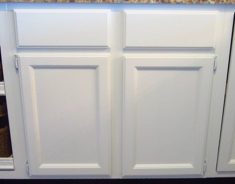 How to Install Hidden Hinges on Cabinet Doors/HomeStagingBloomingtonIL Hidden Hinges Cabinets, Bathroom Remodel Diy, Paint Cabinet, Cabinet Door Hinges, Kitchen Cabinets Hinges, Old Cabinet Doors, Remodel Diy, Hidden Hinges, Update Cabinets