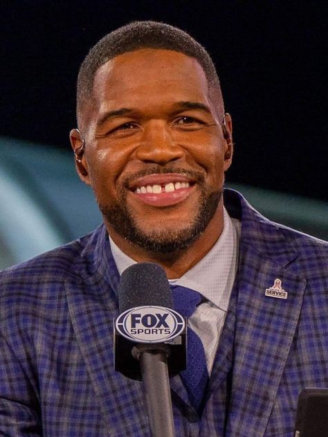 Family Challenge, Jimmy Johnson, Michael Strahan, Michael Anthony, Football Hall Of Fame, Fox Sports, Professional Football, Return To Work, People Magazine