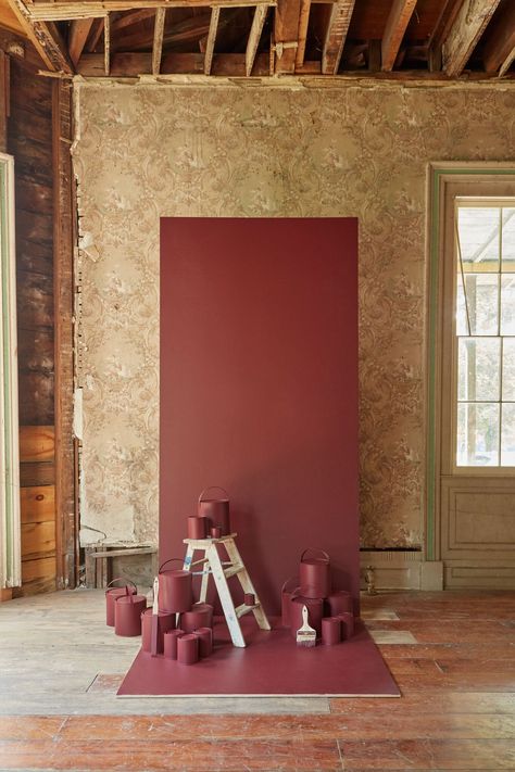 “Preference Red is the deepest and richest of our reds and is named in honor of our original trade name, Preference Paints,” according to Farrow & Ball. “It’s the preferred red of modern homes.” Zio And Sons, Farrow And Ball Bedroom, Red Wall Paint, Farrow And Ball Living Room, Pink Painted Walls, Red Paint Colors, Bedroom Colour Palette, New Paint Colors, Red Color Schemes