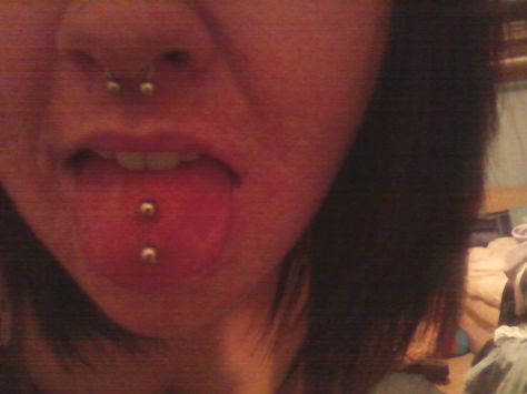 Thinkin of doin this 3 Tongue Piercings, 2 Tongue Piercing, Triple Tongue Piercing, Double Tongue Piercing Vertical, Double Bridge Piercing, Frog Eye Piercing Tongue, Vertical Tongue Piercing, Nape Piercing, Finger Piercing