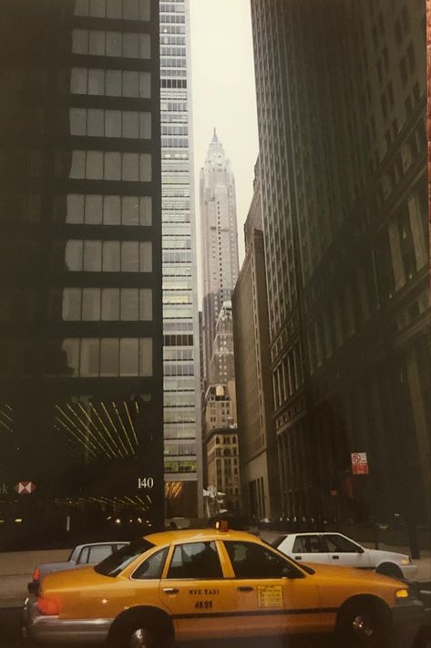 90s America Aesthetic, Nyc 1990s Aesthetic, 80s America Aesthetic, 80s City Aesthetic, New York 2000s Aesthetic, New York 90s Aesthetic, 1990s Aesthetic Wallpaper, 90s New York Aesthetic, 90s Nyc Aesthetic