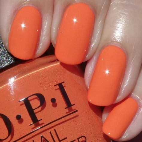 Peach Nail Polish, Light Nail Polish, Opi Nail Polish Colors, Fresh Manicure, Opi Pink, Orange Nail Polish, Nails Opi, Juicy Orange, Peach Nails