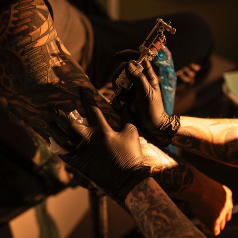 Hey, I just put together this blog post on how to build a loyal crew at your tattoo shop, and I think you’ll dig it. If you’re a tattoo artist looking to grow your business and keep clients coming back for more, this is for you. It’s all about making real connections, creating killer experiences, and turning your shop into more than just a place to get inked. Let’s grow this thing together! 🎨💉 check out my link tree to read it! 📸 PC: Little Lee Photography #femaletattooartist #tattoobusin... Tattooer Aesthetic, Getting A Tattoo Aesthetic, Tattooing Photography, Getting Tattooed Aesthetic, Tattooing Aesthetic, Tattoo Artist Photography, Tattoo Shop Aesthetic, Tattoo Artist Aesthetic, Wolf Witch