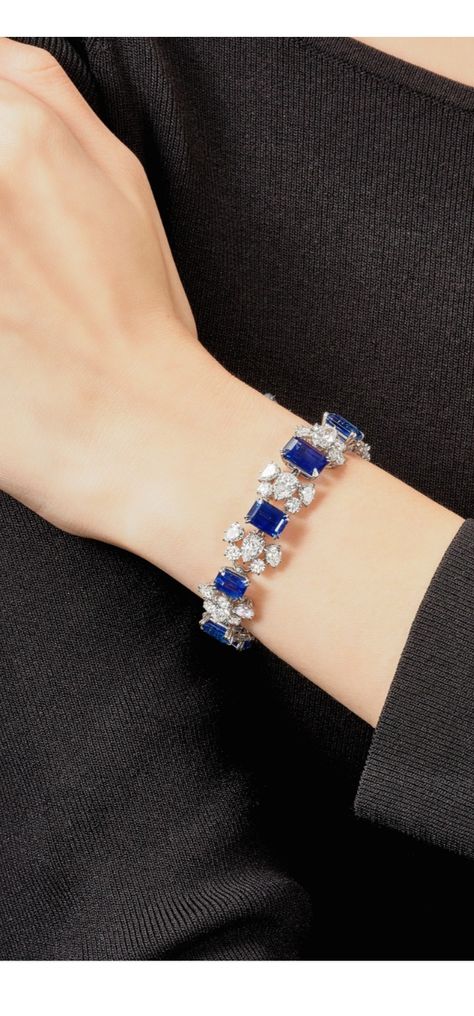 Diamond Bracelet Design, Harry Winston, Bracelet Design, Mom Jewelry, Maker's Mark, Diamond Bracelets, Diamond Cluster, Sapphire Diamond, A Series