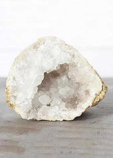 Natural Break Open Geode | Cracking Geodes at Afloral.com Geode Decor, Geode Rocks, Boho Wedding Decorations, Quartz Geode, Crystal Magic, Glass Cabinet Doors, Floral Foam, Floral Supplies, Fake Flowers