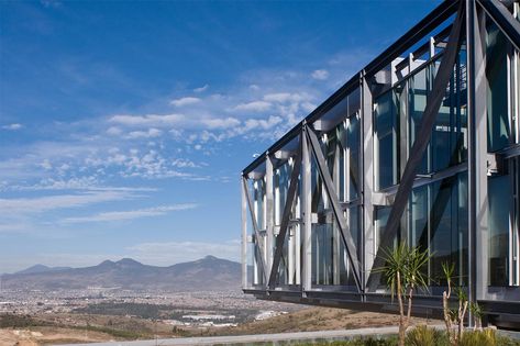 Cinépolis Headquarters — kmd architects Corporate Headquarters, Industrial Architecture, Corporate Interiors, Architecture Awards, Natural Ventilation, Design Competitions, Master Plan, Green Roof, Natural Environment