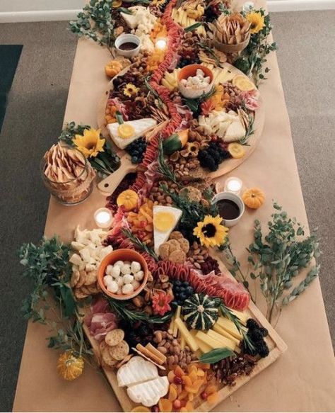 Wedding Grazing Table Ideas, Wedding Grazing Table, Grazing Table Ideas, Charcuterie Table, Charcuterie Board Wedding, Cheese Table, Wedding Appetizers, Charcuterie Inspiration, Grazing Table