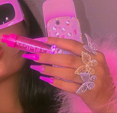 Baddie Core Aesthetic, Baddie Aesthetic Pfp, Pink Astethic, Pink Angel Aesthetic, Baddie Core, Urban Nails, Hot Pink Outfit, Y2k Baddie, Barbie Aesthetic