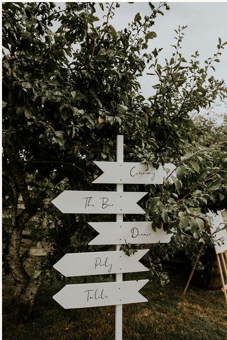 Wooden Wedding Direction Signs, Road Sign For Wedding, Directional Signage Wedding, Wedding Arrows Signage Direction Signs, Direction Sign Wedding, Wedding Location Signs, Wedding Sign Directions, Wedding Signs Directions, Arrow Signage Direction Signs