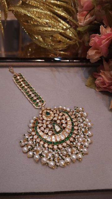 Mangtika Designs, Heeramandi Jewellery, Papidi Billa, Tika Jewelry, Mang Tika, Jewelry Necklace Simple, Maang Tika, Mang Tikka, Wedding Jewelry Sets Bridal Jewellery