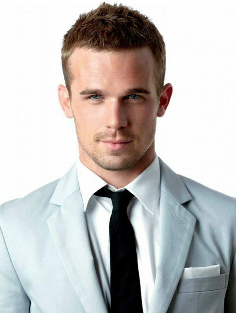 Actor Cameron Joslin Gigandet (b. 19 AUG 1982, Tacoma, Washington) The O.C. (TV) Twilight, Pandorum, Never Back Down, Burlesque, Easy A, The Roommate and Priest (Movies). Cam Gigandet Twilight, The O.c., Cam Gigandet, Never Back Down, Men Faces, Celebrity Dads, Man Set, The Oc, Celebrity Babies