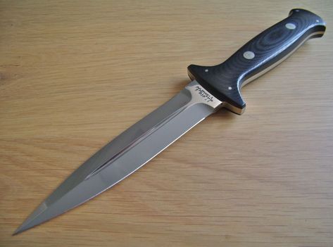 Trench Knife, Knife Making Tools, Benchmade Knives, D2 Steel, Kydex Sheath, Specialty Knives, Japanese Knife, Cool Knives, Custom Knife