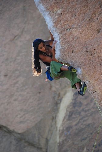 Climbing Women, Rock Climbing Photography, Woman Climbing, Rock Climbing Women, Climbing Outfits, Climbing Girl, Sport Climbing, Rock Climbers, Ice Climbing