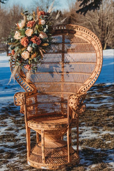 Peacock chair floral arrangement photography photoshoot Peacock Chair Floral Arrangement, Peacock Chair Baby Shower Ideas, Peacock Chair Photoshoot, Baby Shower Chair, Rattan Peacock Chair, Peacock Chairs, Boho Prom, Boho Style Decor, Lawn Party