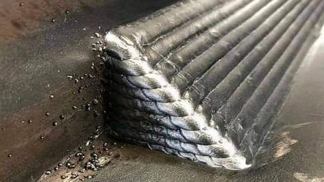 Cool Welding Projects, Welded Metal Projects, Welding Crafts, Welding Tips, Welding Art Projects, Welding And Fabrication, Diy Welding, Metal Working Projects, Steel Fabrication