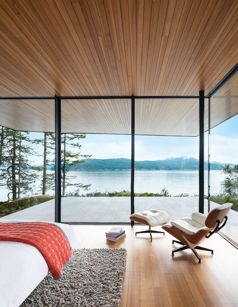 This Bowen Island Retreat Boasts Mountain & Ocean Views - House & Home Contemporary Cabin, Bowen Island, Cedar Cladding, Sustainable Building Materials, Ocean House, Island House, Yanko Design, Cabins In The Woods, Cottage Homes