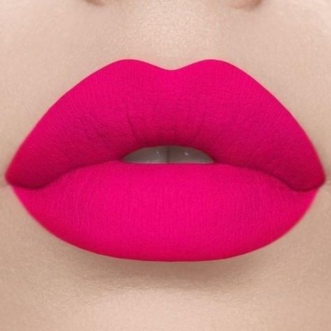 Pink Lips Art, Make Up Kits, Lip Art Makeup, Hot Pink Lips, Orange Lips, Lipstick Kit, Beautiful Lipstick, Lip Beauty, Lipstick Art