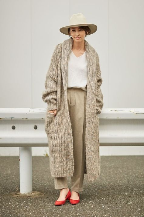 Beige Long Cardigan Outfit, Winter Outfits Tumblr, Winter Outfits 2024, Winter Outfits 2019, Winter Outfits For Women, Winter Outfits 2020, Winter Outfits For School, Winter Outfits Aesthetic, Beige Hat