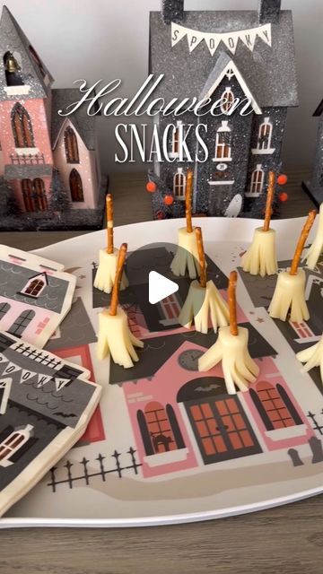 Kristen Racanati on Instagram: "Broomstick Snacks 🧹  These are just the cutest! All you need is string cheese and pretzel sticks to create this adorable Halloween themed snack! 

Comment “Boo” for links to the paper goods and haunted village decorations 👻  https://liketk.it/4OTqR
.
.
.
#halloween #halloween2024 #broomstick #broomsticks #snacks #halloweenfood #halloweenfoodideas #halloweendesserts #halloweendessert #kidshalloweenparty #halloweenparty #halloweenpartyideas #halloweenpartyfood #spooky #spookyseason #spookyszn #spookyvibes #fallyall #mymindseye" Haunted Village, Halloween Themed Snacks, Party Food Bars, Halloween Party Planning, Halloween Party Appetizers, Halloween Treats For Kids, Pretzel Sticks, Holiday Eating, String Cheese