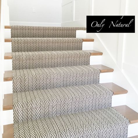 Only Natural | Tuftex Stairs Steel, Design Stairs, Vstupná Hala, Carpet Diy, Staircase Runner, Spiral Staircases, Architecture Luxury, Floating Stairs, Painted Stairs