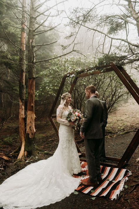 Elopements Ideas, Tennessee Elopement, Forest Wedding Ceremony, Wedding Planning List, Boho Wedding Ideas, Roan Mountain, Forest Elopement, Outdoor Wedding Dress, Wedding Adventure