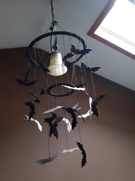 Diy Goth Lamp, Diy Goth Bedroom, Diy Dark Decor, Diy Room Decor Goth, Goth Room Diy, Goth Diy Room Decor, Goth Room Ideas Bedrooms, Goth Crafts Diy, Goth Kawaii Room