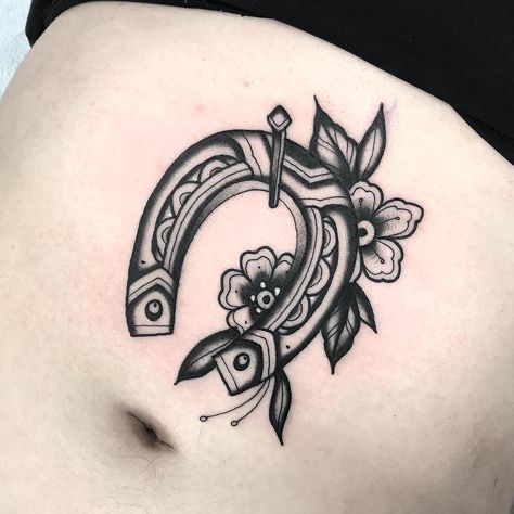 Old School Horse Shoe Tattoo, Trad Horse Shoe Tattoo, Upside Down Horseshoe Tattoo, Horseshoe Elbow Tattoo, Horse Shoe Tattoo With Flower, Horseshoes Tattoo, American Traditional Horseshoe Tattoo, Shy Tattoo, Lucky Horseshoe Tattoo