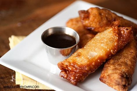 Egg Roll Dipping Sauce Dipping Sauce For Egg Rolls, Sauce For Egg Rolls, Sausage Egg Roll, Egg Roll Dipping Sauce, Egg Roll Sauce, Egg Roll Recipe, Eggs In Oven, Egg Rolls Recipe, Pork Breakfast Sausage