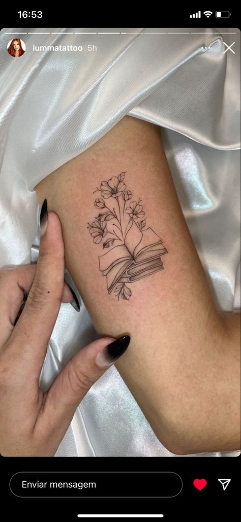 Book Tattoo Back Of Arm, Pretty Bicep Tattoos For Women, Tattoo Ideas About Books, Best Friend Tattoos Plants, Book Girl Tattoo Ideas, Book Friend Tattoos, Fine Line Bicep Tattoos For Women, Book Tattoo Fine Line, Book Lovers Tattoo Ideas