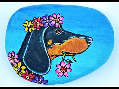 Dachshund Painting Pavers, Rock Painting Animals, Dachshund Painting, Animal Painted Rocks, Pencils Drawings, Rockin Robin, Rock Animals, Inspiration For Painting, Painting Animals